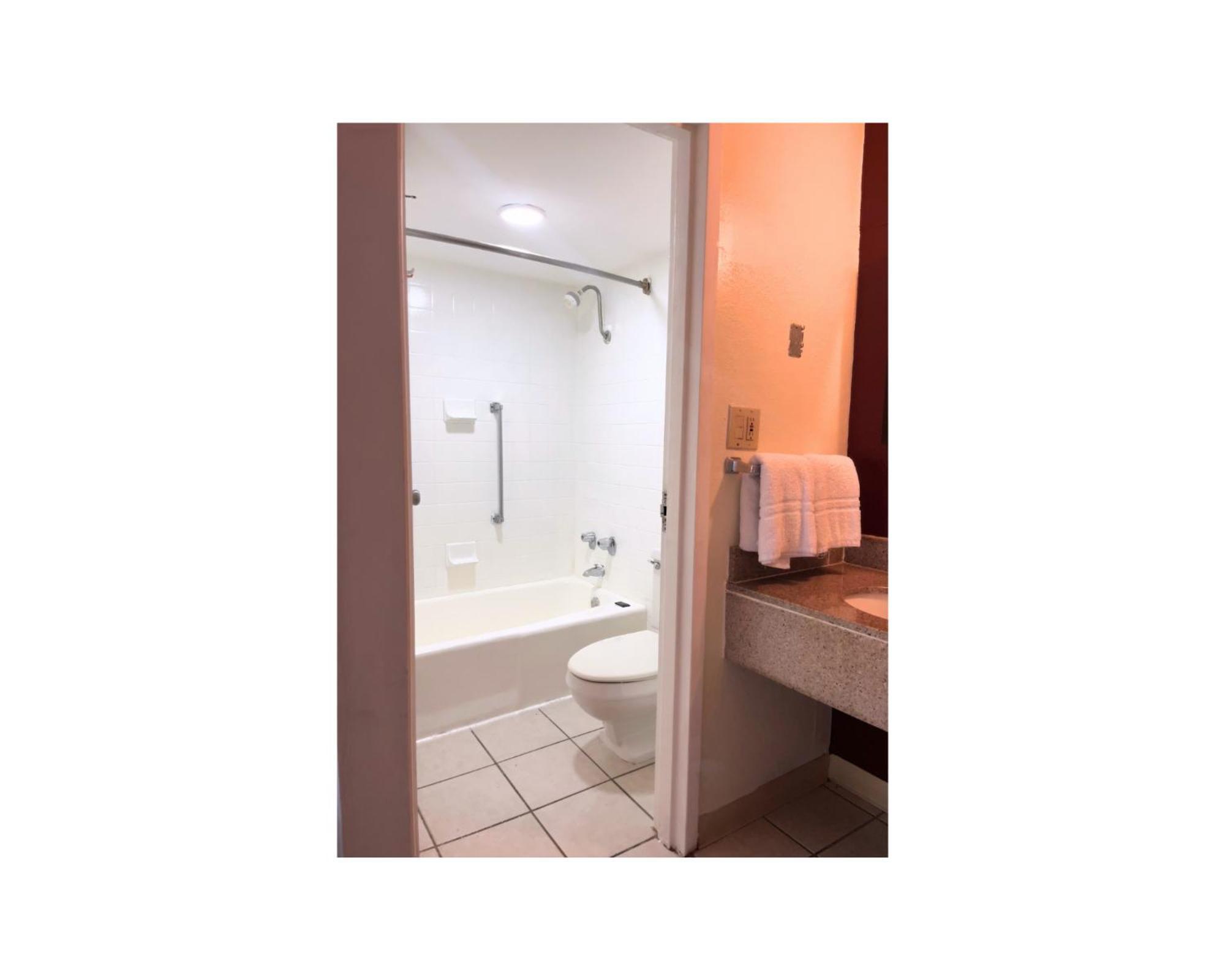 Budgetel Inn Phenix City Extérieur photo